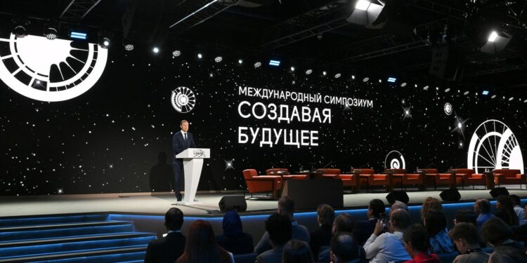 Expertos globales Rusia Simposio Internacional