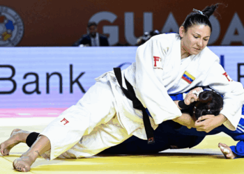 Karen León medalla bronce México