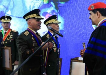 Padrino López entereza moral liderazgo Maduro