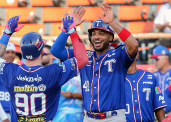 LVBP Tiburones Cardenales