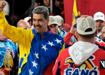venezolanos Maduro Jesús Santander