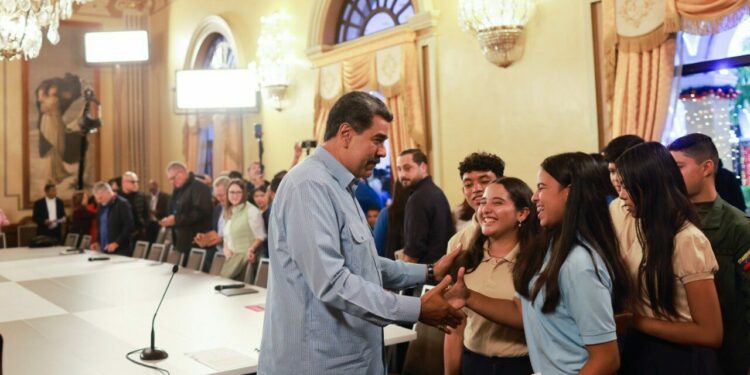 Maduro Consejo Gobierno Estudiantil