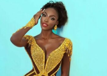 Miss Costa Marfil renuncia Miss Universe