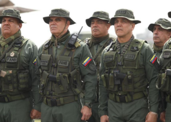 Padrino López invasiones venezolanos