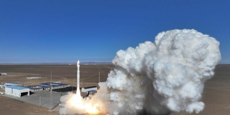 China satélite cohete satélite