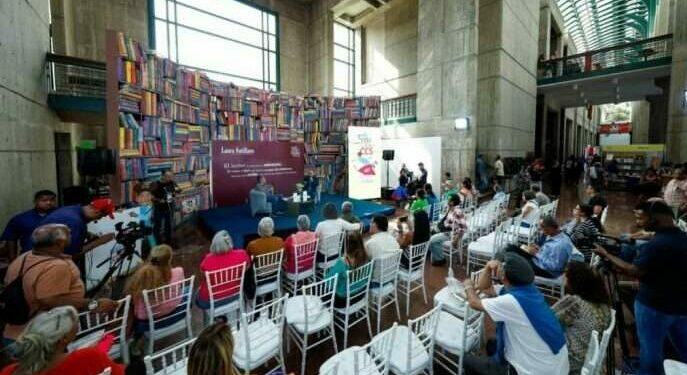 XVI Feria Libro Caracas lunes 17