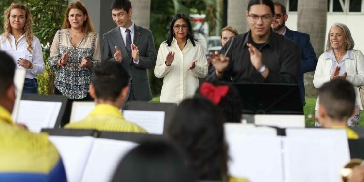 China Venezuela Orquesta Binacional