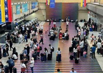 Vuelos en Venezuela continúan normalizados pese a las amenazas de Trump