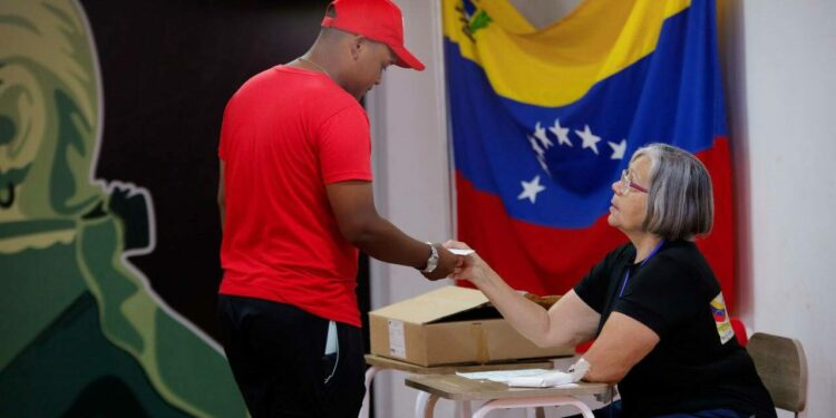 ¡Hoy manda el Pueblo! Gran despliegue de los Circuitos Comunales por Cuarta Consulta Popular Nacional 2025 (+Fotos)