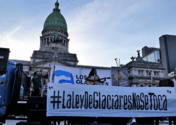 Argentina marcha ley de glaciares