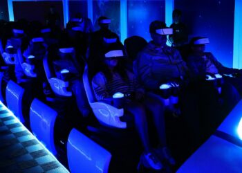 Maduro inaugura Expo Niños en el Espacio